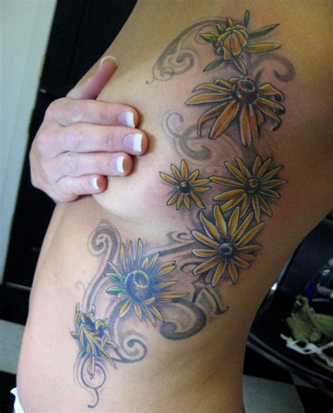 Black eyed Susan tattoo | Woman body tattoo, Daisy tattoo, Body tattoos