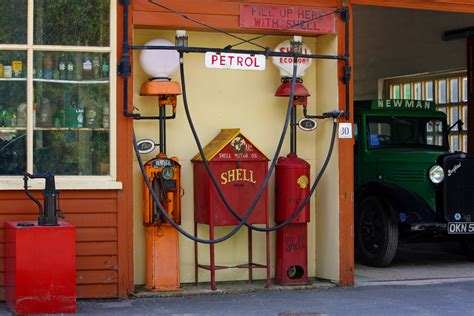 Vintage Gas Station Free Stock Photo - Public Domain Pictures