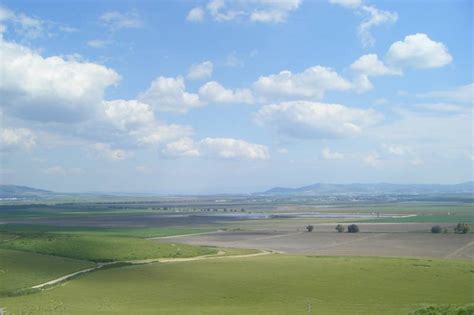 Megiddo – Valley of the Battle of Armageddon | Uncharted101.com