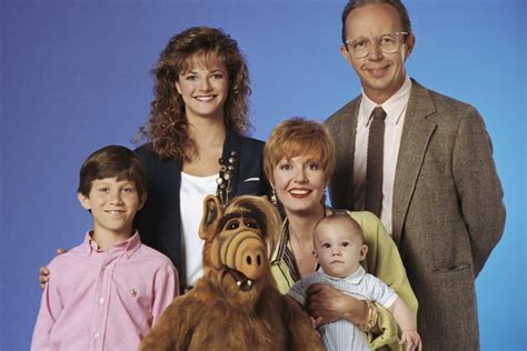 Shout! Studios Releasing 'ALF' Complete Collection on DVD Oct. 17 - Media Play News