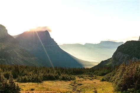 27 Best Stops on Going-to-the-Sun Road in Glacier National Park