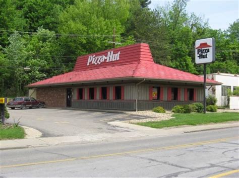 Pizza Hut in the 80s and 90s