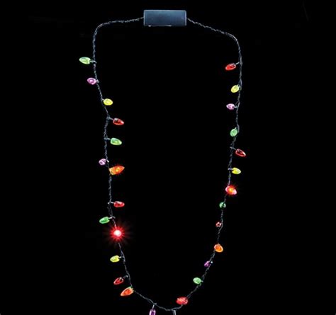 28" LIGHT-UP CHRISTMAS LIGHTS NECKLACE