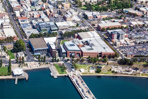 Discover one of Australia’s gems: 5 reasons to live and study in Geelong | Deakin Navigator