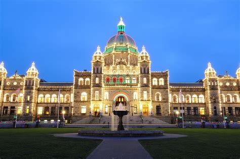 Discover the top 10 things to do in Victoria, BC – a city guide | City guide, Tourism victoria ...