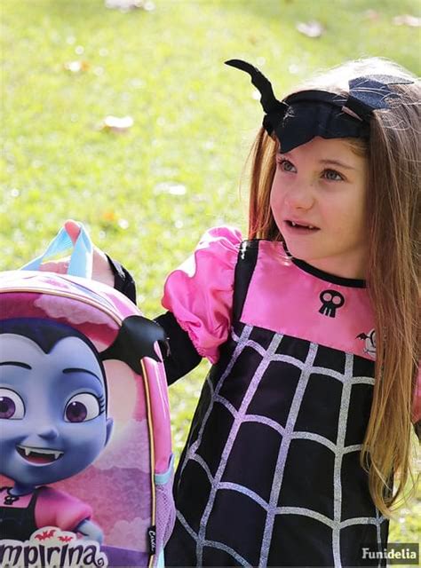 Vampirina Costume | Funidelia