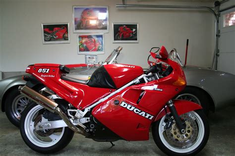 Modern Classic: 1990 Ducati 851 Superbike - Rare SportBikes For Sale