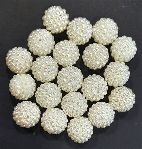 Beads & Crafts: Round Acrylic Beads Cream Color 20mm (Pack of 50 GMS/Approx 20 Pcs): Amazon.in ...