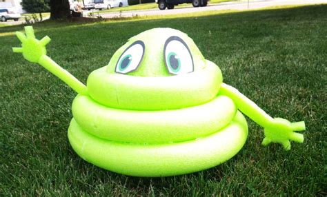 DIY life-size Blobby from Hotel Transylvania - My Silly Squirts