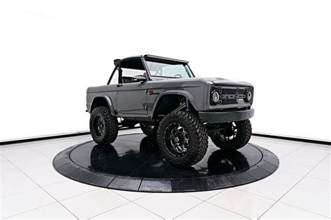 1970 Ford Bronco Custom VIN: U15GLH18368 - CLASSIC.COM