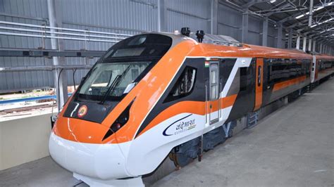 Indian Railways To Unveil Orange-Coloured Vande Bharat Express With Enhanced Features; Details