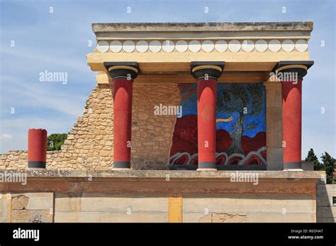 Minoan civilizations hi-res stock photography and images - Alamy