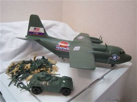 Vtg USA Processed Plastic 26" Plastic Green Army Men Hercules C130 Toy Plane LOT | eBay