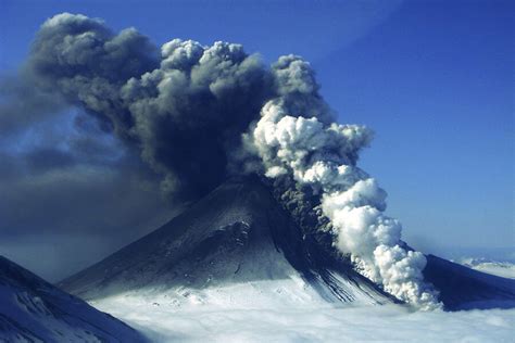 Pavlof eruption: Will Alaskans see lava soon? - CSMonitor.com