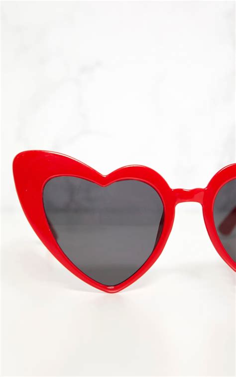 Red Heart Shape Sunglasses | PrettyLittleThing AUS