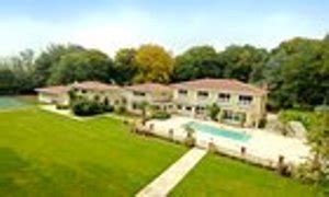 Asantehene purchases a £ 3m country house in the UK