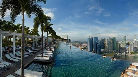 Port Folio English: marina bay sands singapore hotel