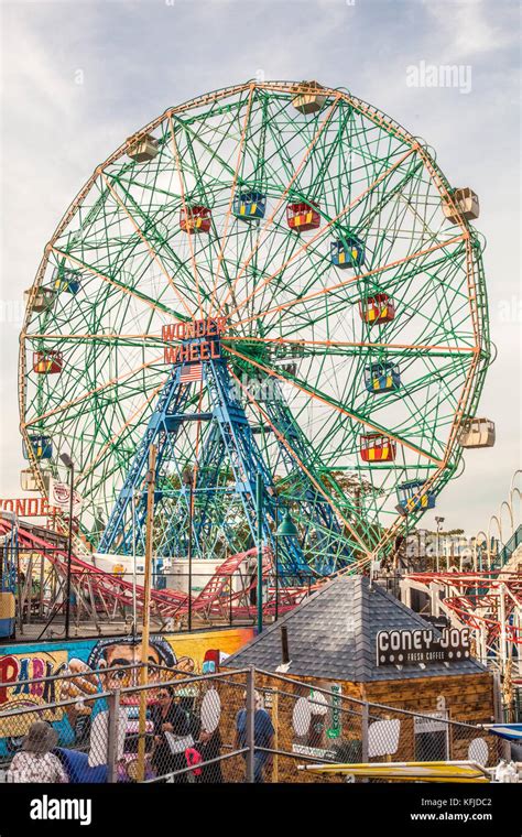 Wonder Wheel ferris wheel, Coney island, Brooklyn, New York, United States of America Stock ...