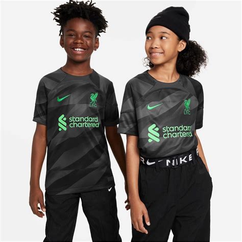 Nike Liverpool Goalkeeper Home Shirt 2023 2024 Juniors | SportsDirect.com Norway