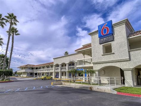 Motel 6 Carlsbad Beach in Carlsbad (CA) - Room Deals, Photos & Reviews