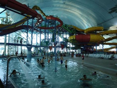 Fallsview Indoor Waterpark - Niagara Falls - Reviews of Fallsview Indoor Waterpark - TripAdvisor