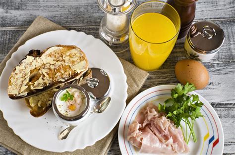 Breakfast Delivery Services To Make Your Weekend Lie-In Even Better