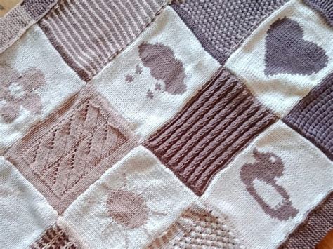 Lovely Squares Baby Blankets - Free Knitting Patterns