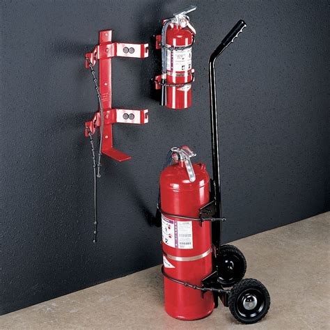 AMEREX Fire Extinguisher Bracket, Strap, 5 lb Capacity, 3 in to 4 1/4 ...