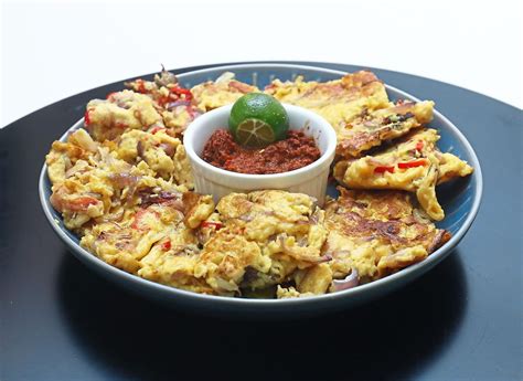 Classic cincalok omelette | The Star