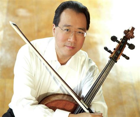 Yo-Yo Ma Biography - Facts, Childhood, Family Life & Achievements