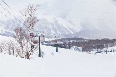 Best Ski Resorts in Japan - 13 Best Ski Resorts - SkiJapan.com