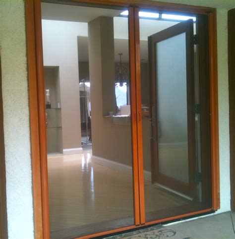 Retractable Screen Doors | Screen Door and Window Screen Repair and ...