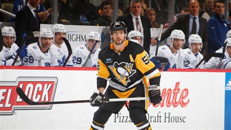 Kris Letang returns to practice 10 days after stroke