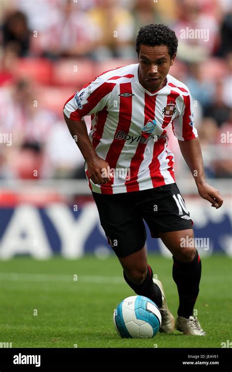 KIERAN RICHARDSON SUNDERLAND FC STADIUM OF LIGHT SUNDERLAND ENGLAND 04 August 2007 Stock Photo ...