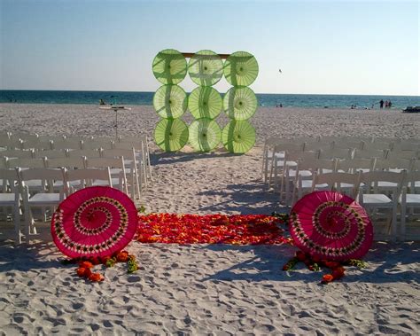 Delores's blog: beach wedding decoration