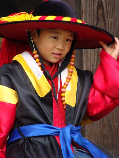 Child in Korean Traditional Dress | Taken at the Korean Folk… | Flickr