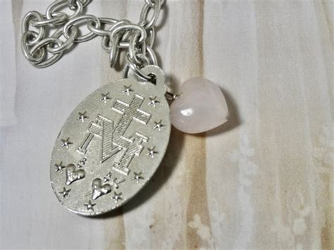 Vintage Miraculous Medal Necklace - Gem