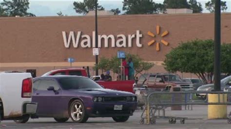 Walmart in Livingston to reopen this week