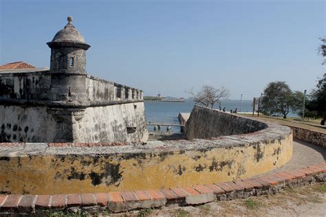 Lo Mejor Del Castillo San Felipe Y La Ciudad Amurallada - Viajar por ...