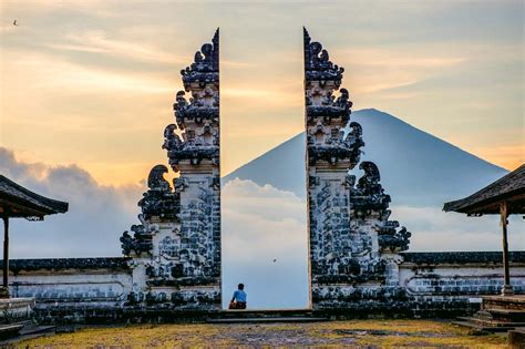 Lempuyang Temple Bali Tour - Experience Bali with the Best Tour Packages from Local Experts