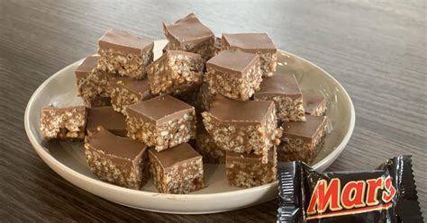 Mars Bar Slice ( No Bake) by JS93. A Thermomix ® recipe in the category Desserts & sweets on www ...