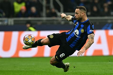 Inter striker Marko Arnautovic celebrates UCL win vs Atletico Madrid