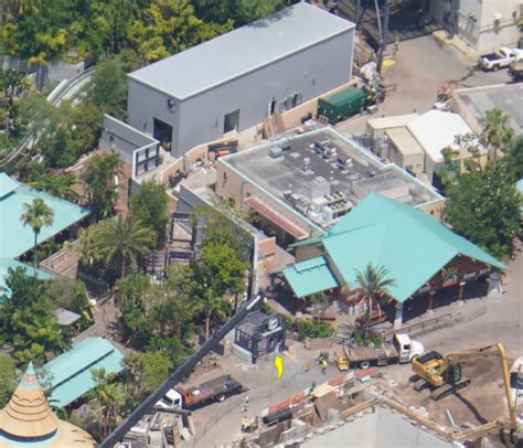 Photo Update: Jurassic Park ‘Velocicoaster’ makes amazing progress