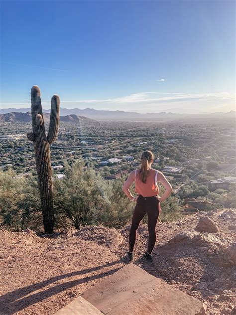 Hiking Camelback Mountain - meghanmosakowski.com