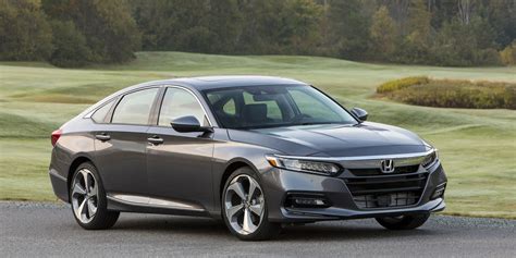 People aren't buying the Honda Accord: Here's why