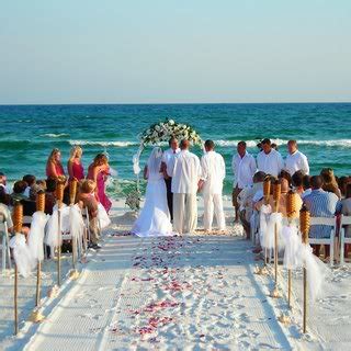 updatefashion: Beautiful Beach Wedding And Wedding Decoraion