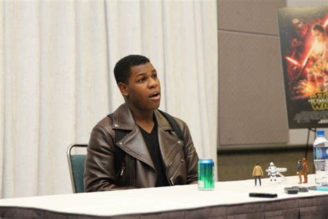 John Boyega Interview #StarWarsEvent - See Mom Click