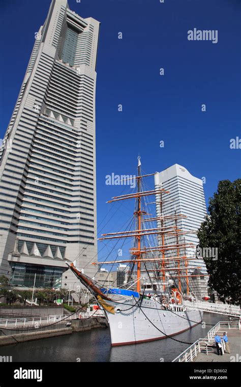 Japan, Yokohama, Minato Mirai, Landmark Tower, Nippon Maru ship Stock Photo - Alamy