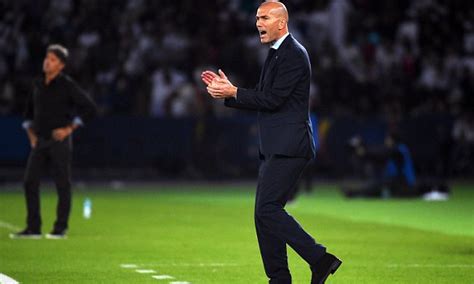 Zinedine Zidane challenges his side to win more trophies | Daily Mail ...