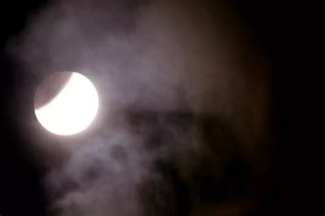 You Can View A Lunar Eclipse Tonight!